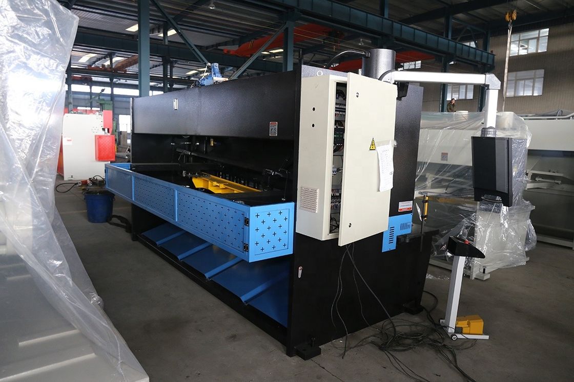 machine de cisaillement hydraulique de commande numérique par ordinateur de 3200mm pour le moteur servo de l'acier inoxydable E21S DA360
